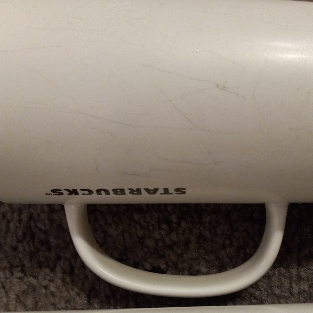 Starbucks iridescent tumbler and 2 white matching mugs, preloved, no straw - Picture 6 of 9